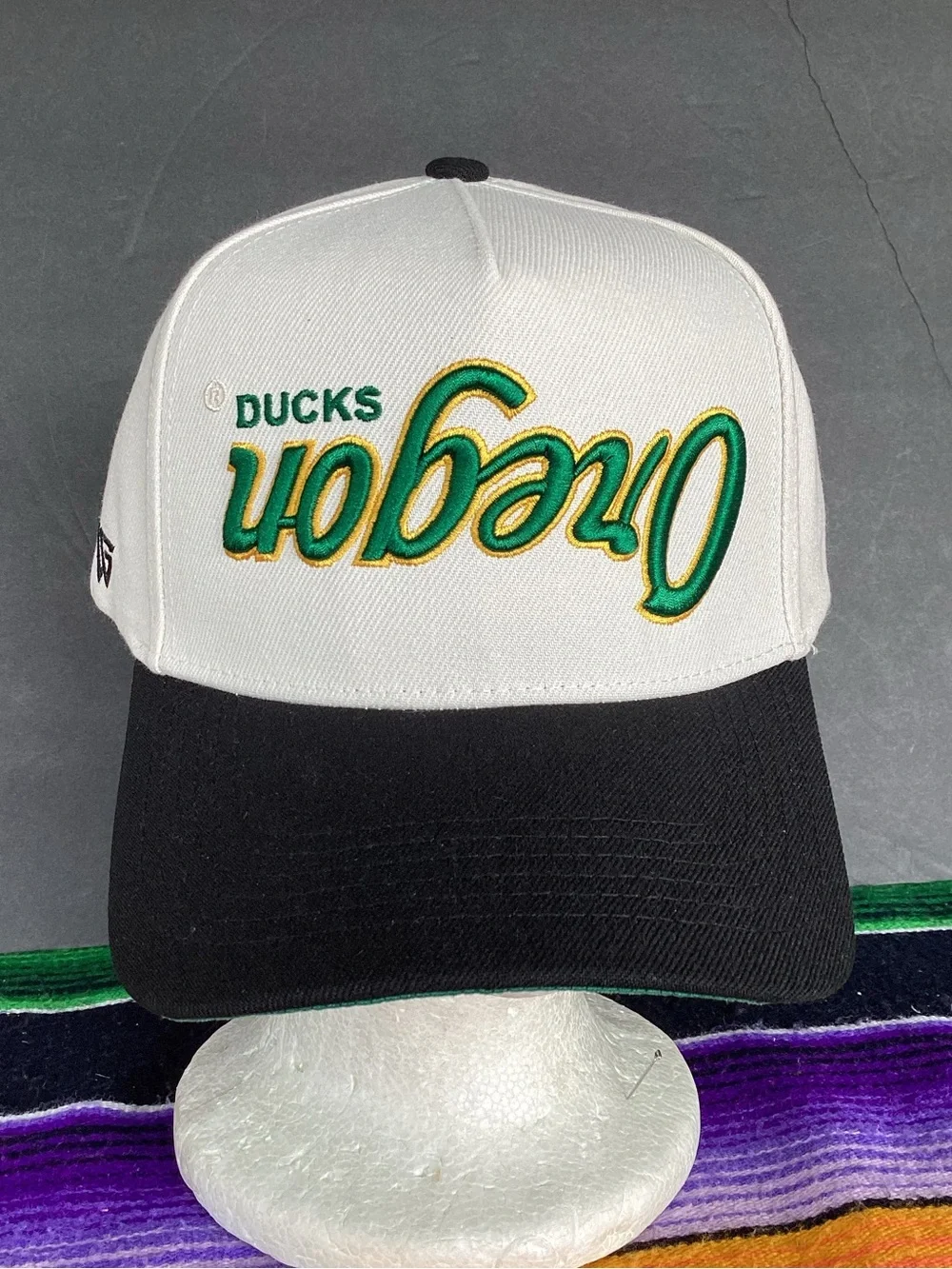Woodngrail Oregon Ducks Upside Down Script Hat NWT